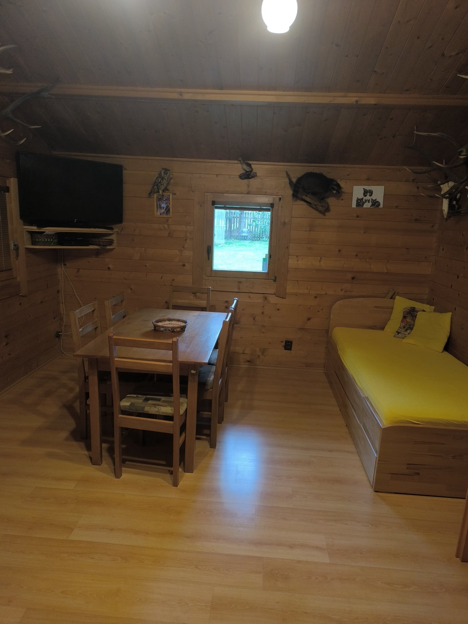 Chaty u jelení obory